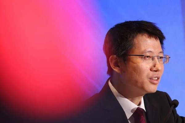 策略通 寒武纪85后创始人，身家超1500亿